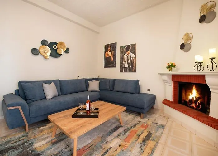 Dolce Favola Nomad Casa - Kalamata\'S City Getaway
